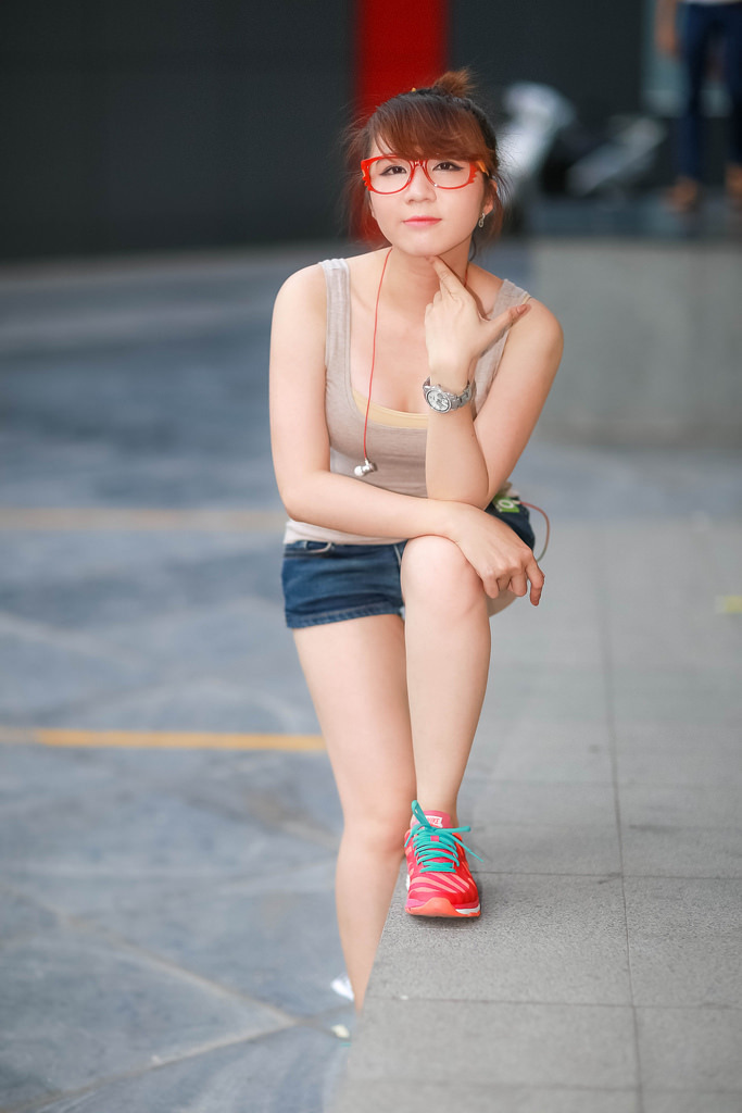 娇妻翘臀被征服绿帽
